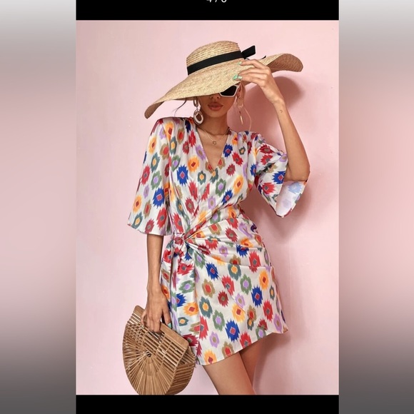 Floral print wrap dress - Picture 5 of 6